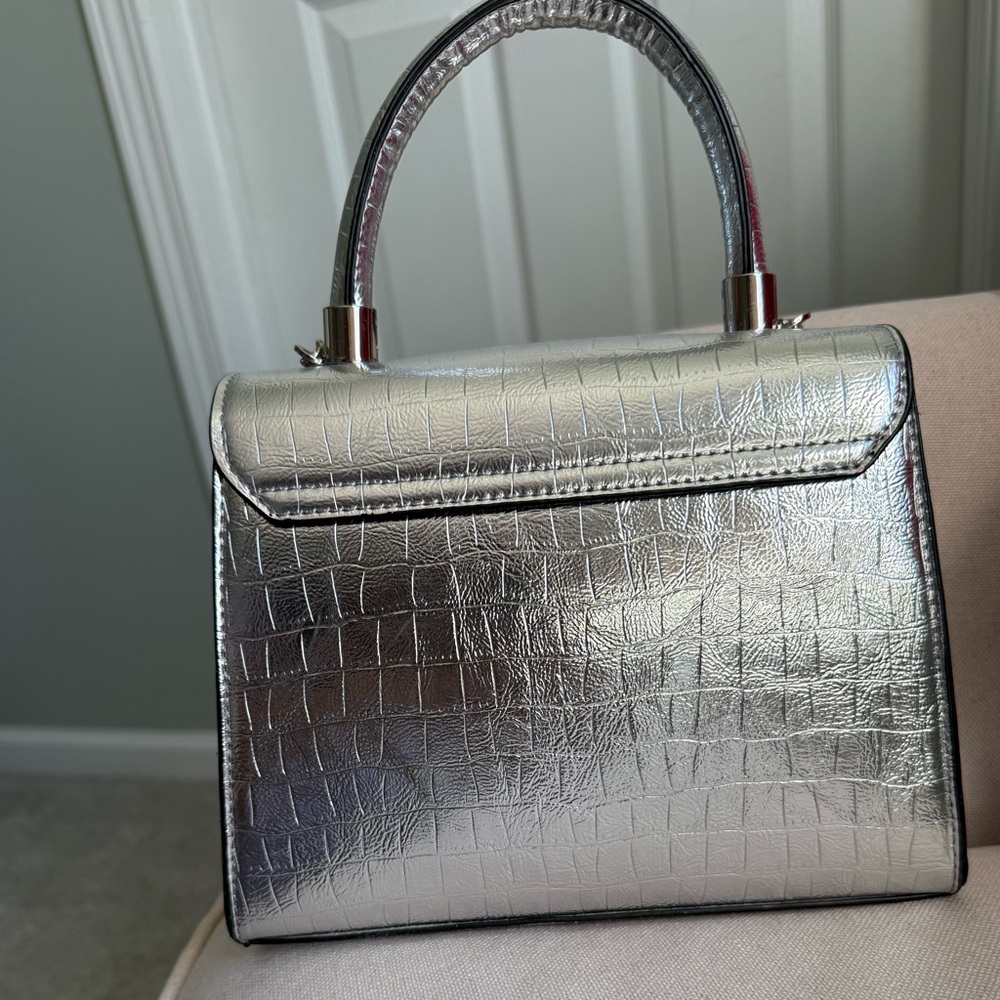 ALDO Silver Croc-Embossed Chain Handle Bag - Picture 2 of 4